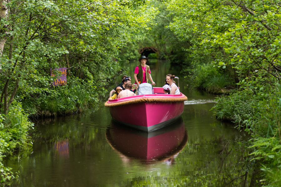 bewilderwood boat trip