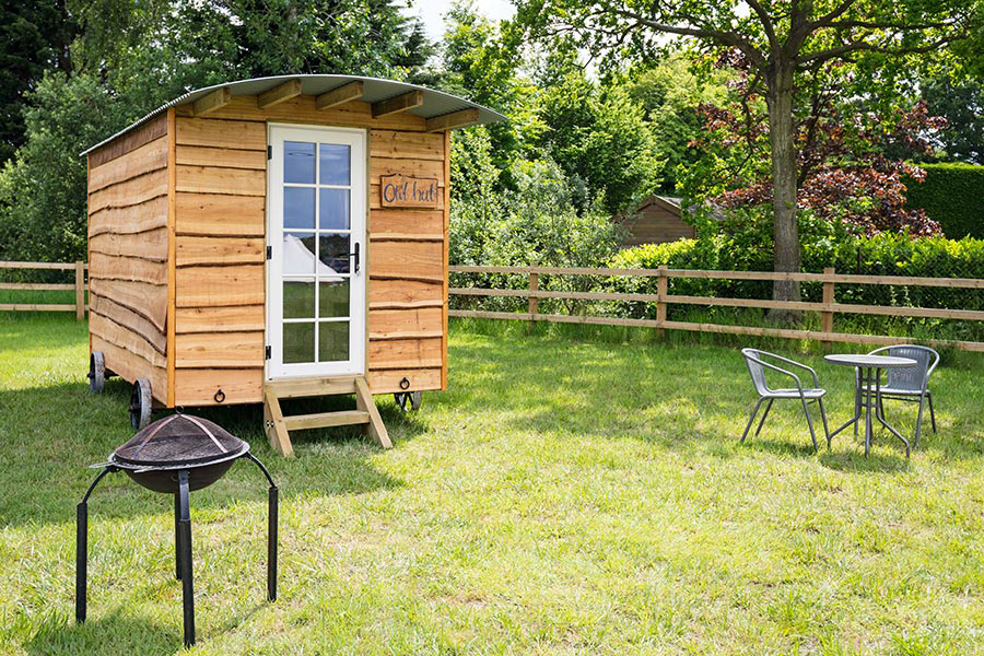 Owl Hut Hickling Campsite
