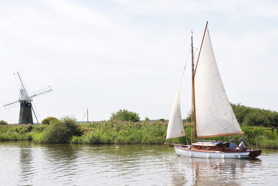 Vintage sailing