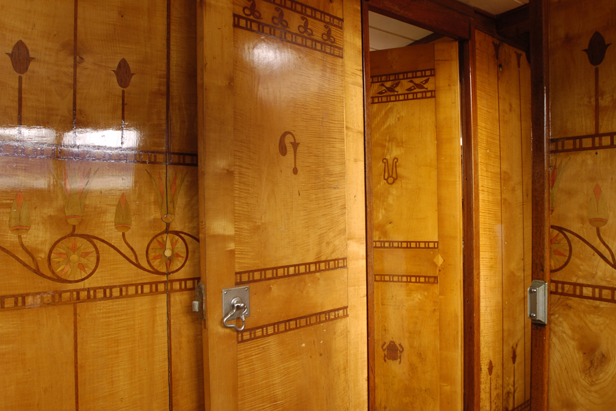 Wherry Hathor Interior © Simon Finlay