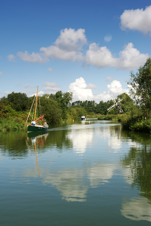 Broads scene © Julian Claxton