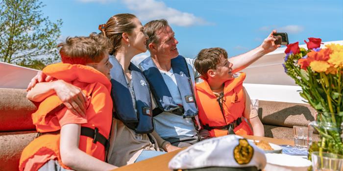 Richardson’s Boating Holidays image 3