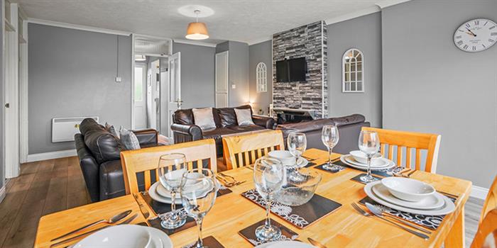 Tingdene Broadlands Park & Marina – Villa Holidays