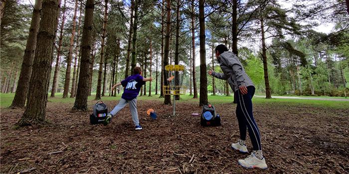Tingdene Caldecott Hall Country Park – Disc Golf image 3