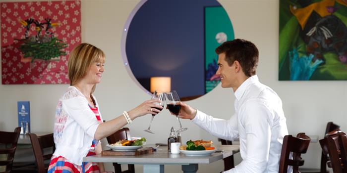 Waveney Inn – Restaurant and Pub image 3