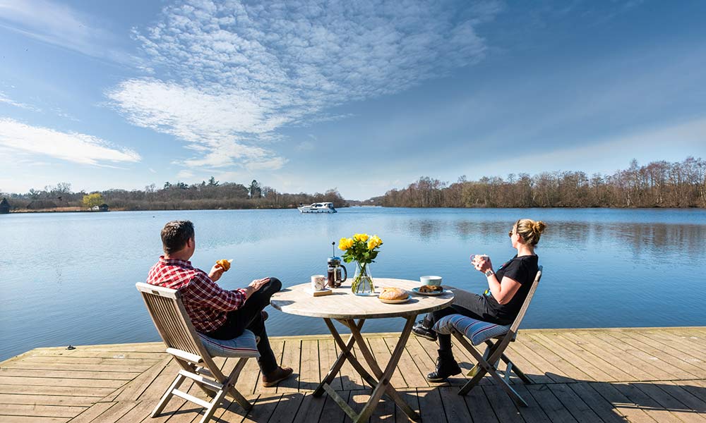 Cosy breaks by the water
