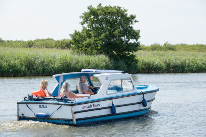 Fall in love with a sustainable Broads National Park