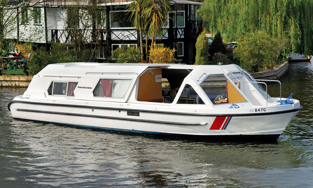 Fair Duchess holiday cruiser on the Broads