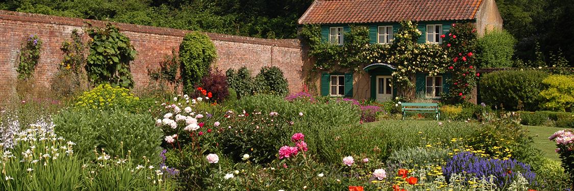 Hoveton Hall Gardens