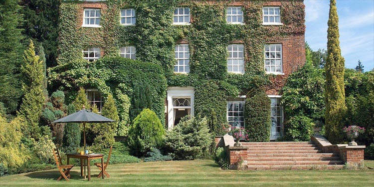 Broads Hotel