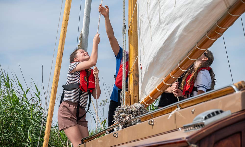 Learning to sail