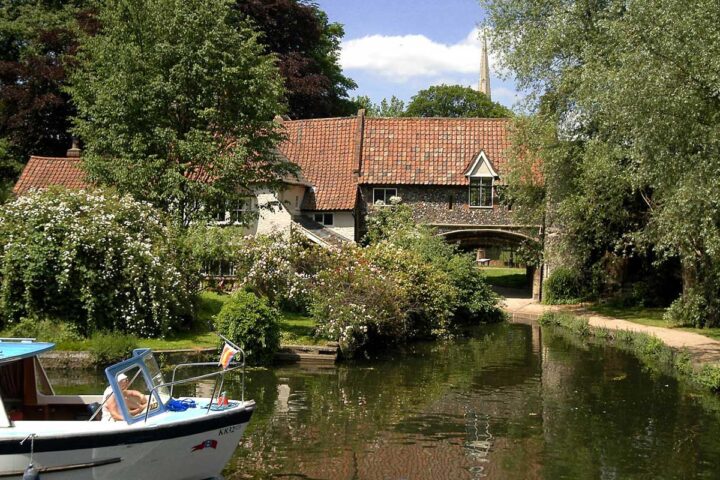 Norwich Riverside Walk and the Wherry Maud